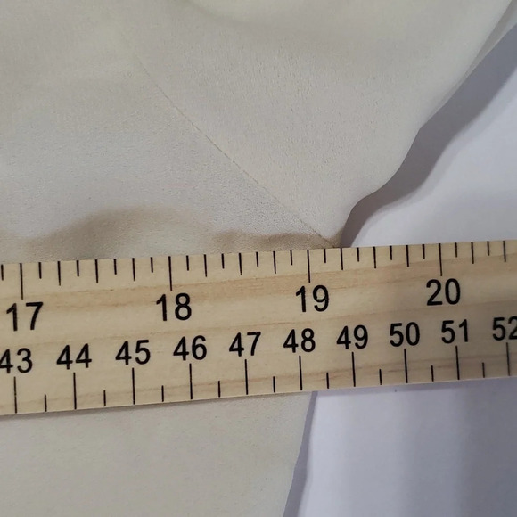 Old Navy Ivory Sheer Blouse Small    Garden Floral Cottage Minimalist Feminine - Picture 12 of 16